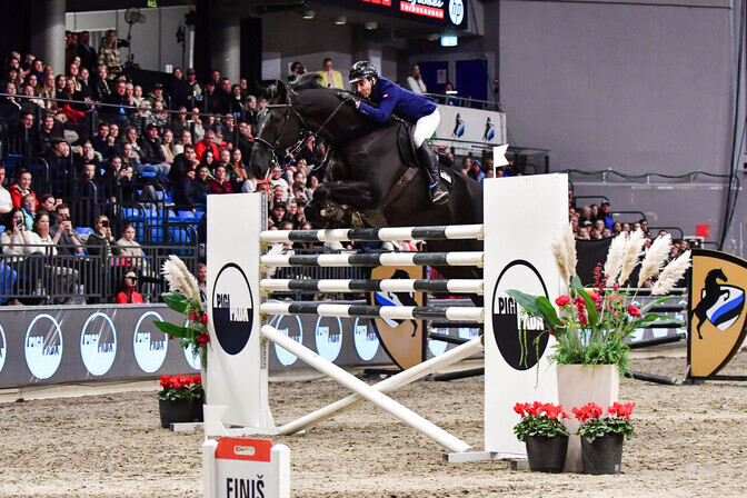 Horse Show kuue takistusega sõidu võit jäi Eestisse | Ratsasport