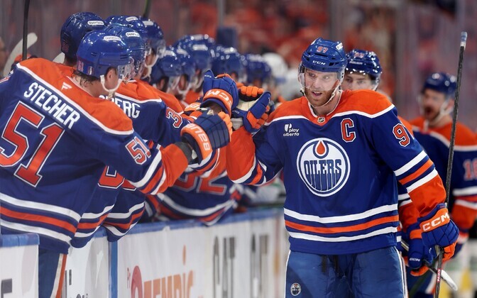 Connor McDavid sidus lähituleviku Oilersiga | Jäähoki