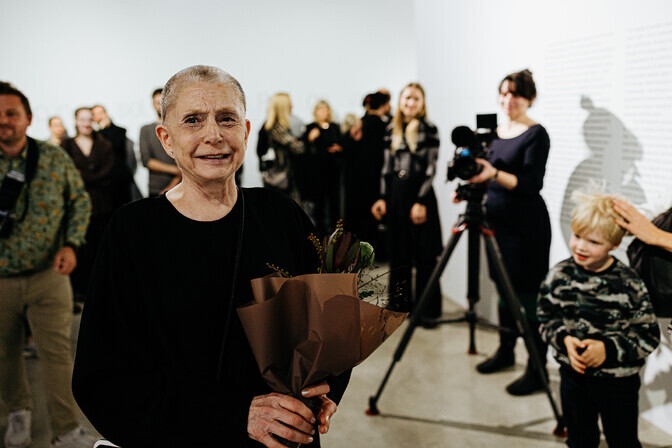 Galerii: Kai kunstikeskuses avati Sirje Runge isikunäitus | Kunst