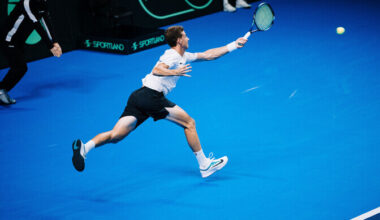 Glinka andis maailma 73. reketile lahingu | Tennis