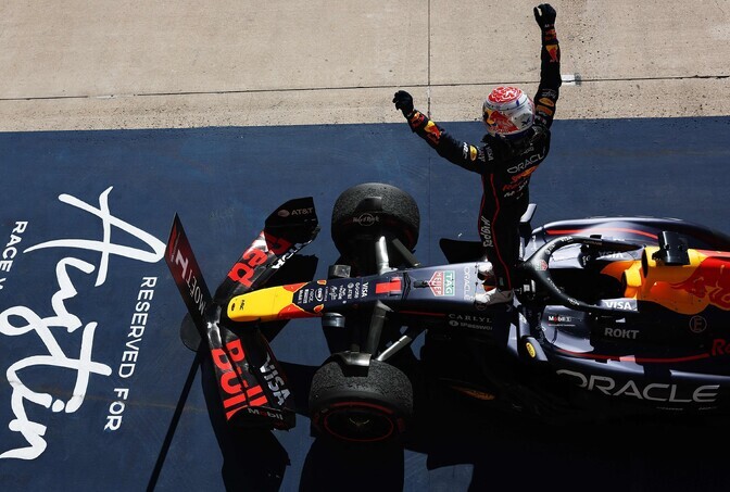 Verstappen näitas taas võimu, Piastri üldedu kahaneb | Vormelisport