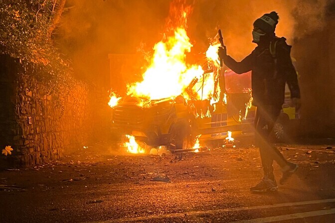 Dublinis muutus rändevastane protest vägivaldseks | Välismaa