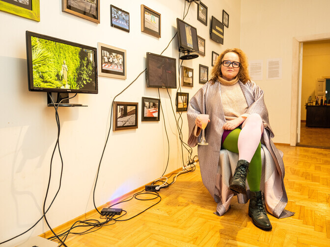 Galerii: Sandra Jõgeva uus näitus uurib keha, liikumist ja ihalust | Kunst