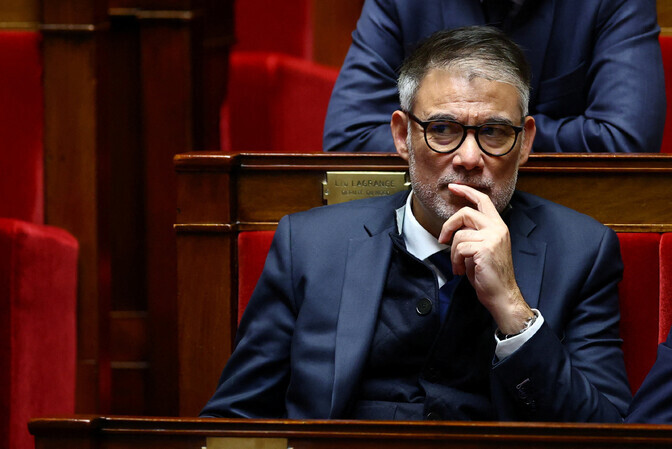 Prantsuse sotsialistid ähvardasid varamaksu tüli tõttu valitsuse kukutada | Välismaa