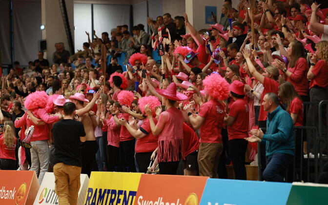 Ülikooliderbi püstitas Eesti-Läti liigas senise hooaja publikurekordi | Korvpall