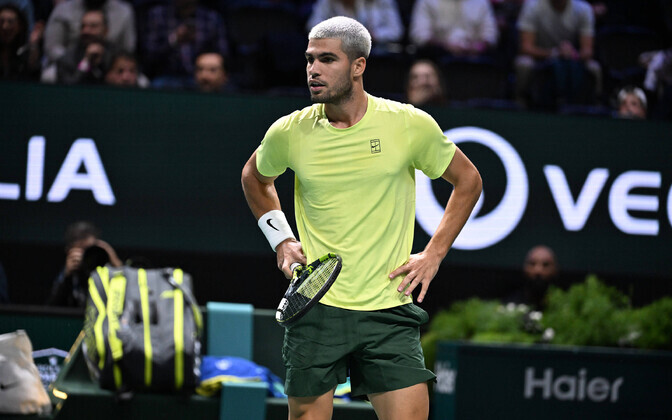 Pariisis ühe matšiga piirdunud Alcaraz võib ka esikohast ilma jääda | Tennis