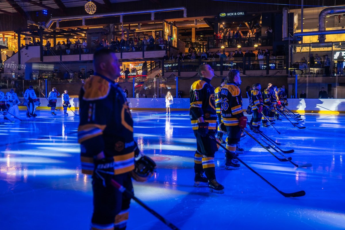 FOTOD | Tartus avati pidulikult Astri Arena liuväli, Tartu Välk 494 sai hooaja avamängus Narva PSK-lt valusa kaotuse