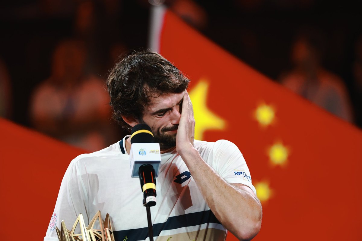 „See on täiesti ebareaalne!“ Maailma 204. reket tegi Shanghai turniiril ajalugu