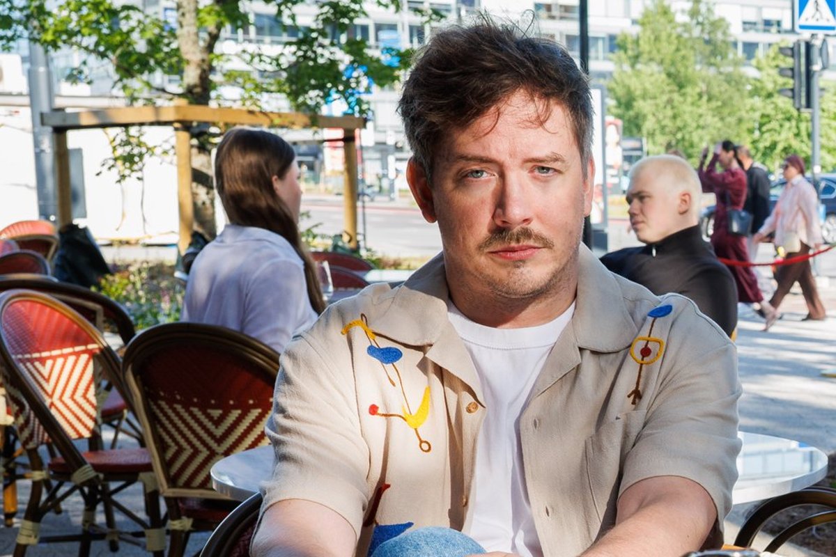 Koomik Mattias Naan sai oma elu esimesest soolotuurist korraliku õppetunni. „Muidu panen pildi tasku“