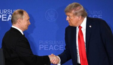 FT: Putin lükkas Alaskas tagasi Trumpi helde pakkumise ja kukkus ajalooloengut pidama