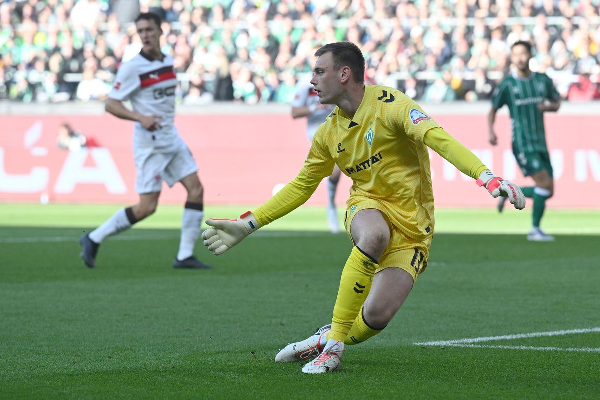Werderi peatreener jättis lahtiseks, kas täna on väravas Backhaus või Hein