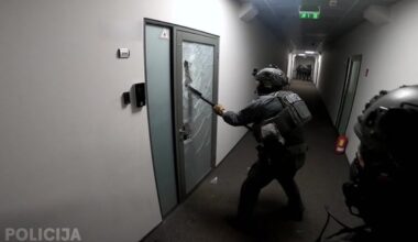 VIDEO ja FOTOD | Politsei pidas Lätis kinni mehe, kes on kahtlustatav väljapressimises