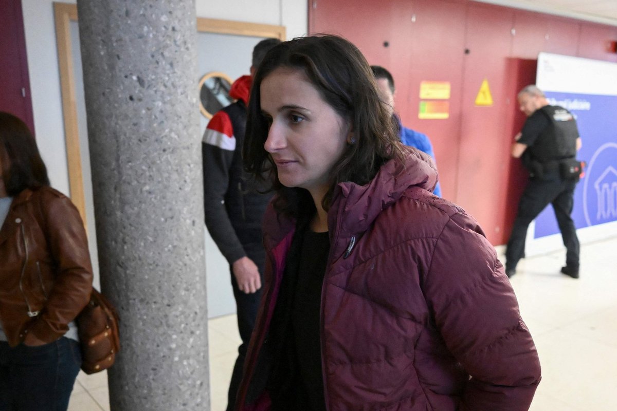 Koondisekaaslaselt varastanud Prantsusmaa laskesuusaäss Julia Simon mõisteti kohtus süüdi