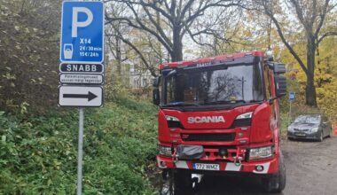 FOTOD | Parkimiskorraldaja tegi tööülesannetele saabunud päästeautole trahvi