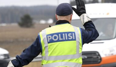 Liikluskaos Soomes: must jää ja tihe udu põhjustasid mitu ahelõnnetust