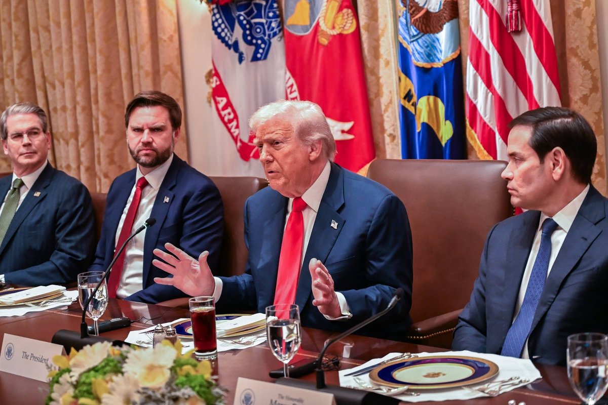 Trump: Vladimir oleks pidanud sõja Ukrainas võitma ühe nädalaga