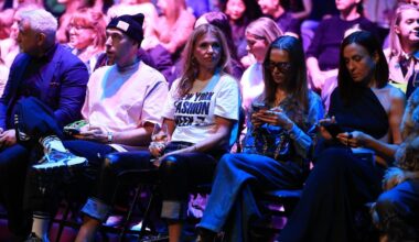 FOTO | Vihje Haruu skandaalile? Anu Saagim kandis Tallinn Fashion Weeki sõul sõnumiga särki