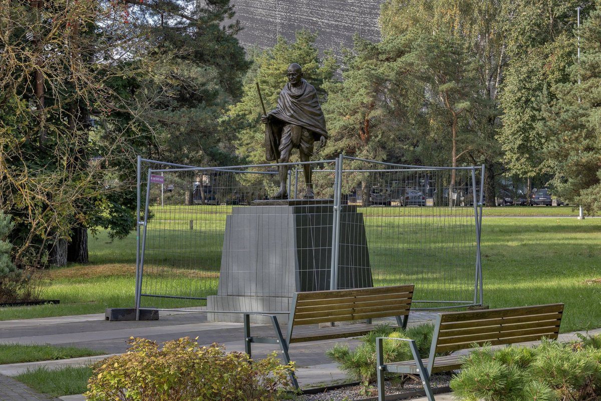 Miks avatakse Mustamäel India poliitiku Mahatma Gandhi kuju?