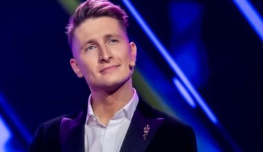 KLÕPS | Karl-Erik Taukar kaasas telemängu „Kelle suu suitseb?“ oma isa. „Kui te vaatate meile näkku, siis on ju selge!“