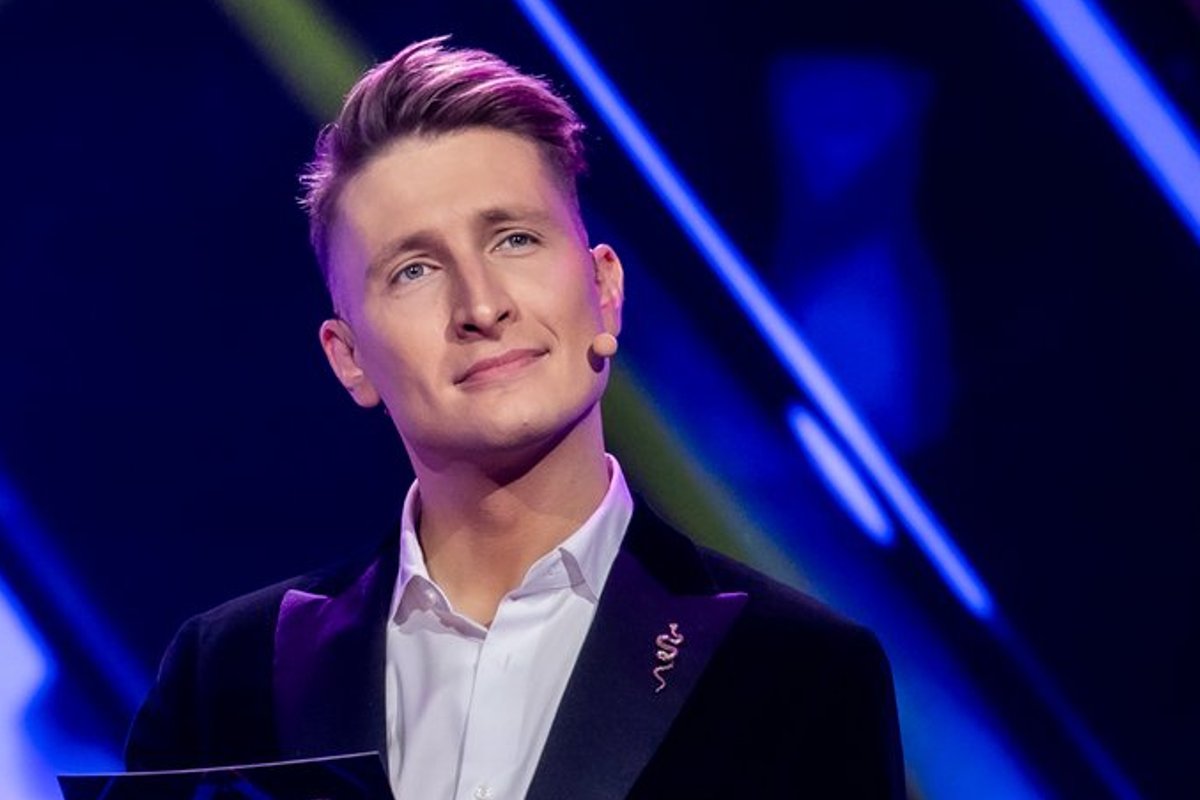 KLÕPS | Karl-Erik Taukar kaasas telemängu „Kelle suu suitseb?“ oma isa. „Kui te vaatate meile näkku, siis on ju selge!“