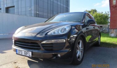 Politsei müüb oksjonil advokaat Severinas Jakubauskaselt konfiskeeritud Porschet