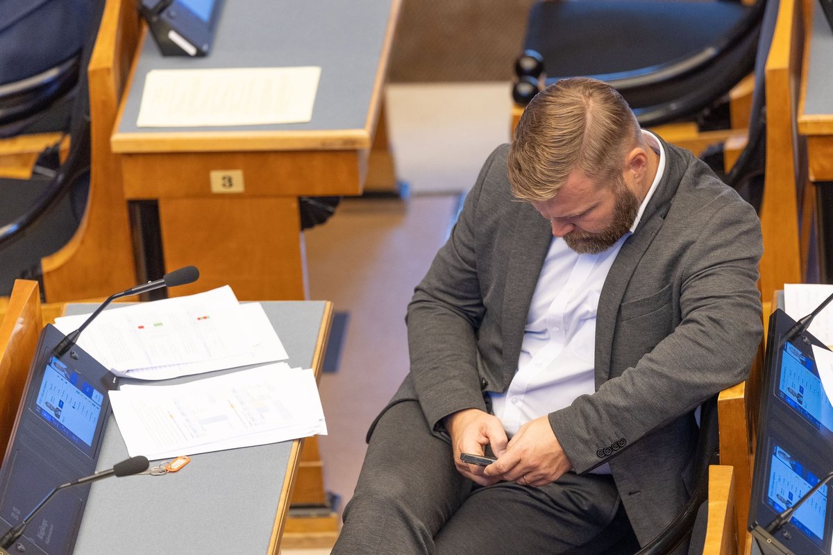 FOTOD | Tuleva aasta riigieelarve eelnõu esimene lugemine riigikogus jäi pooleli