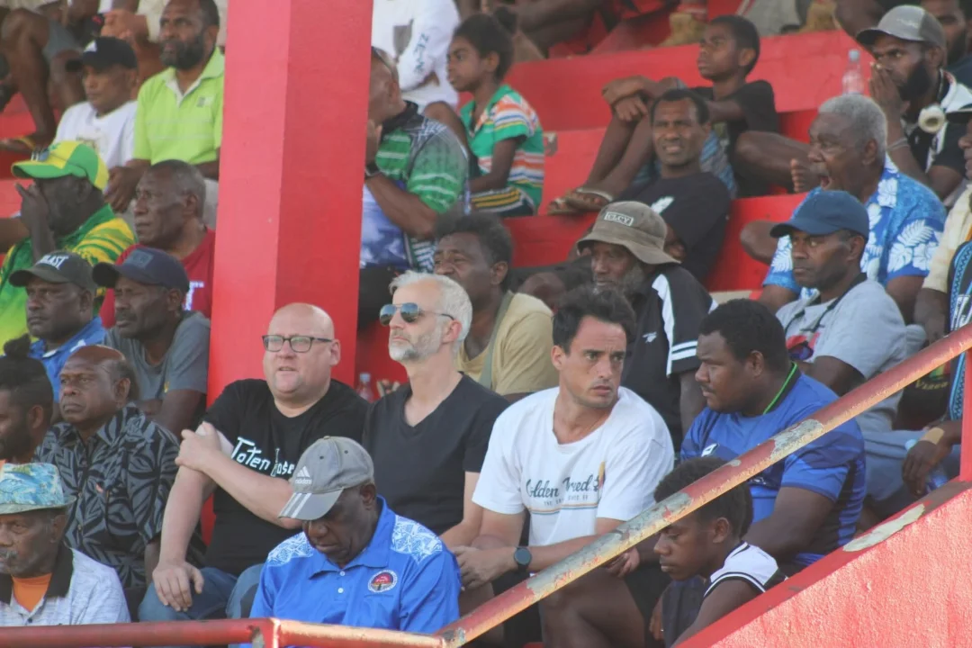 Eestis töötanud sakslased veavad Vanuatut jalgpalli MMile! „Me ei tulnud siia päikesepaiste, ookeani ja kookospiima pärast.“