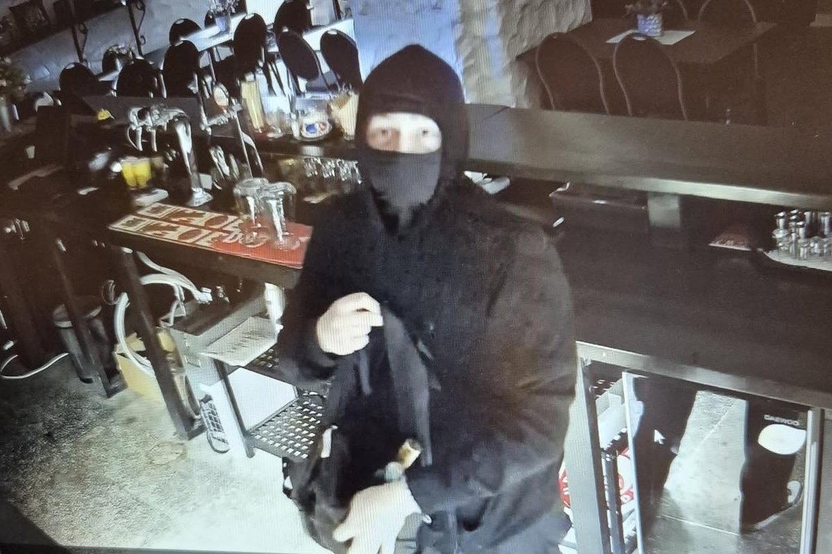 FOTOD | „Kes nautisid hommikutundidel kokteile meie kulul?“ Noormees varastas Luunjas asuvast pubist alkoholi