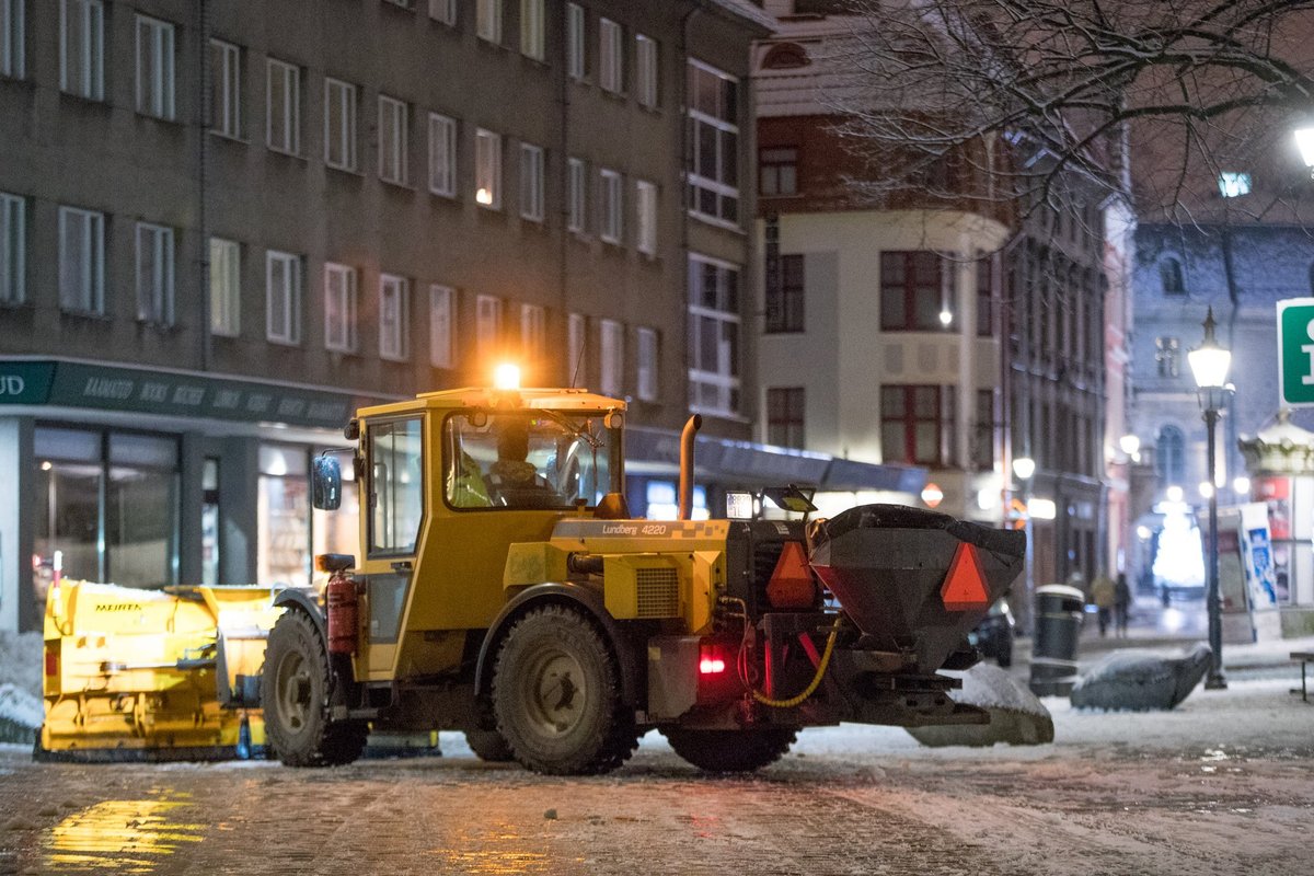 Kõigis Tallinna linnaosades on lõpuks lumekoristuslepingud sõlmitud