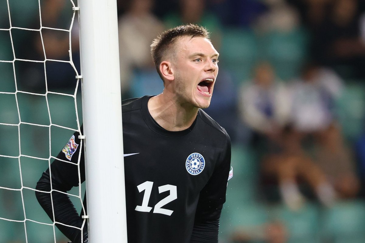 Palliga löögi näkku saanud Hein pidi Werderi treeningu pooleli jätma