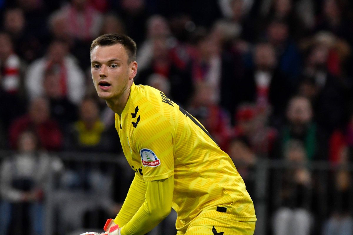 Kahju! Karl Jakob Hein taandati Bremeni Werderis pingile
