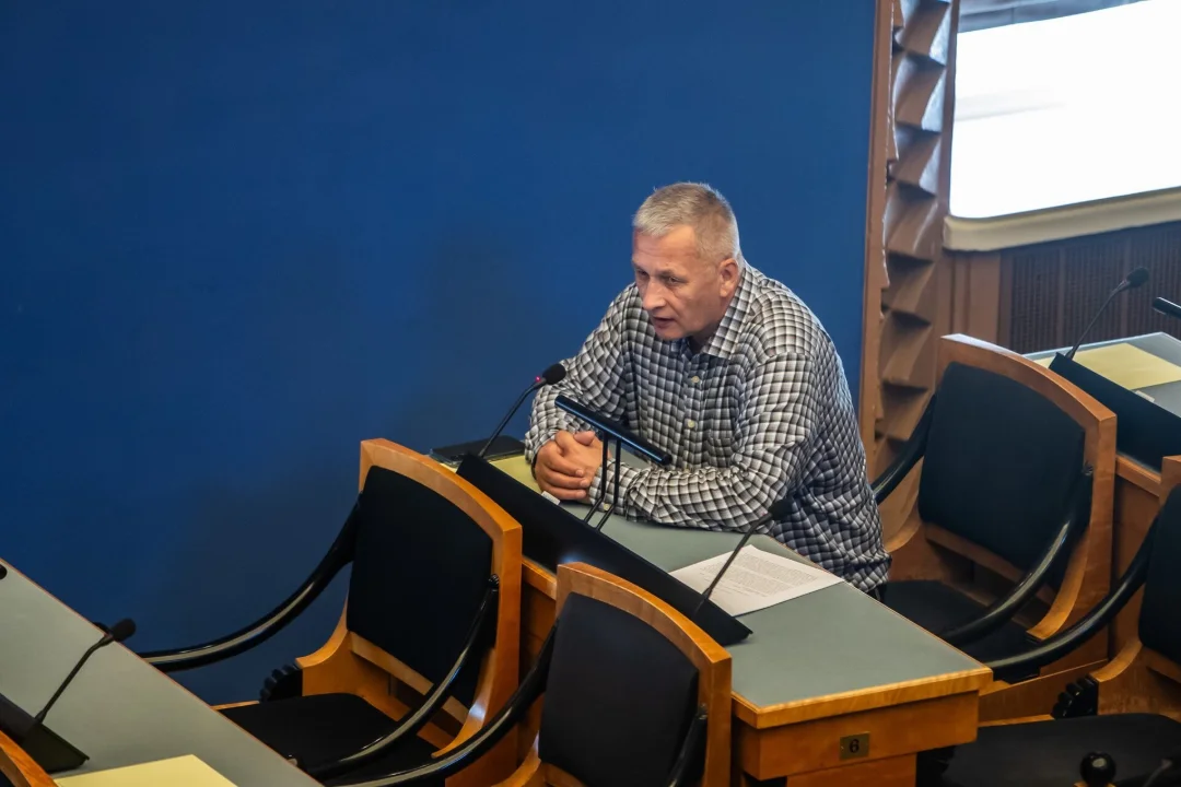 Riigiprokuratuur taotleb Kalle Grünthali saadikupuutumatuse tühistamist