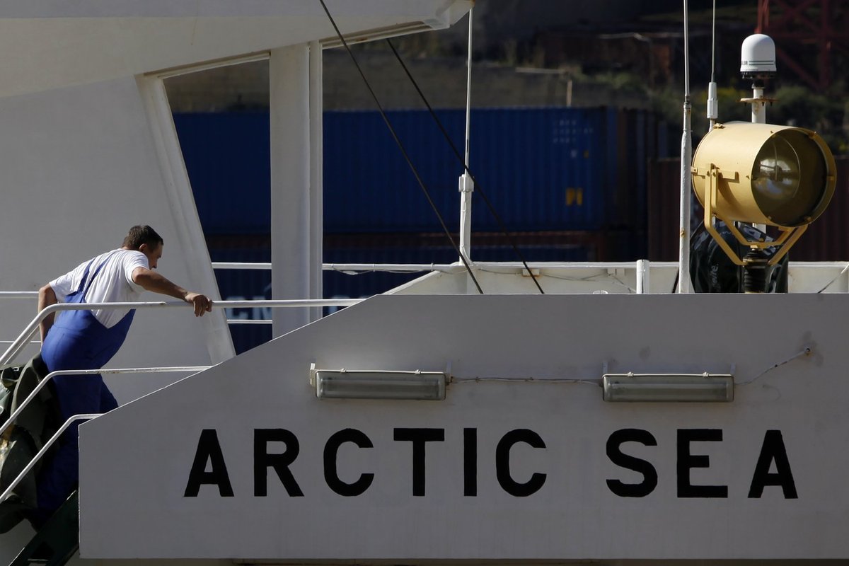 Küprosel tabati pärast 16-aastast ootamist Arctic Sea piraatide väidetav ninamees. Juhtum oli seotud ka Eestiga