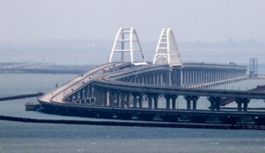 Krimmi sild suletakse elektri- ja hübriidautodele