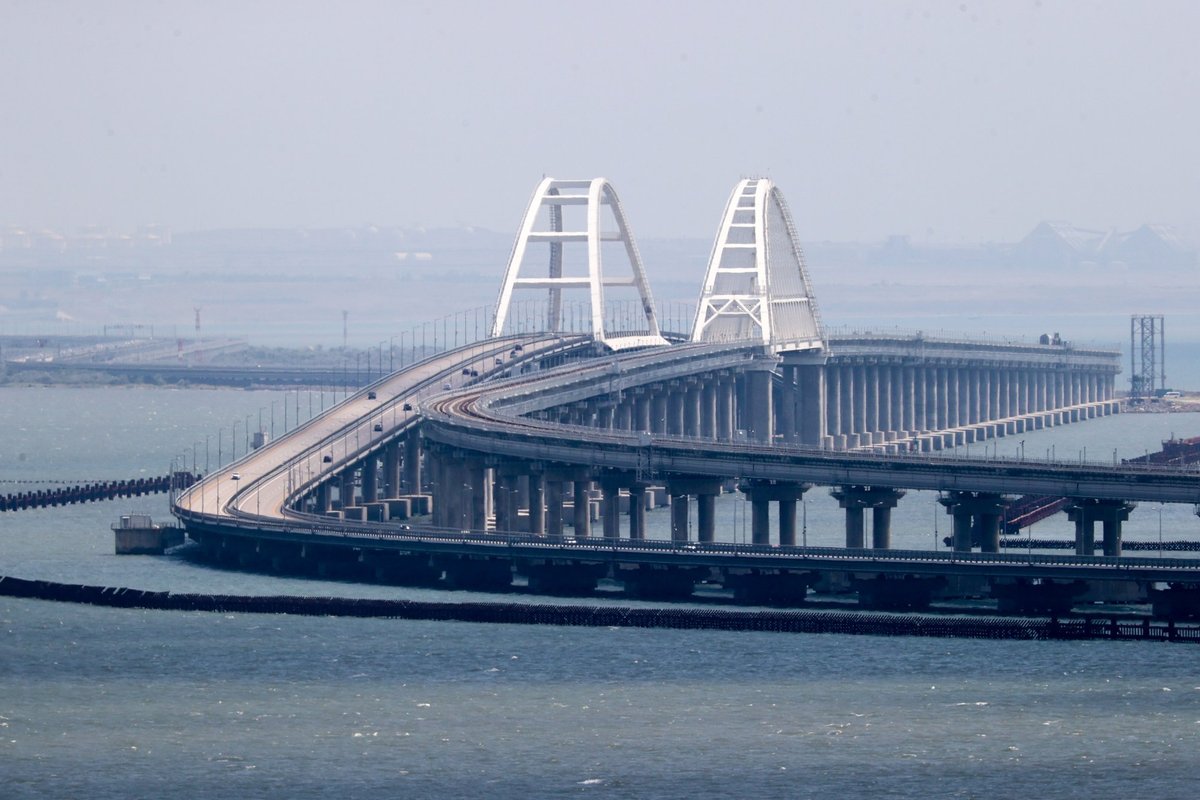 Krimmi sild suletakse elektri- ja hübriidautodele