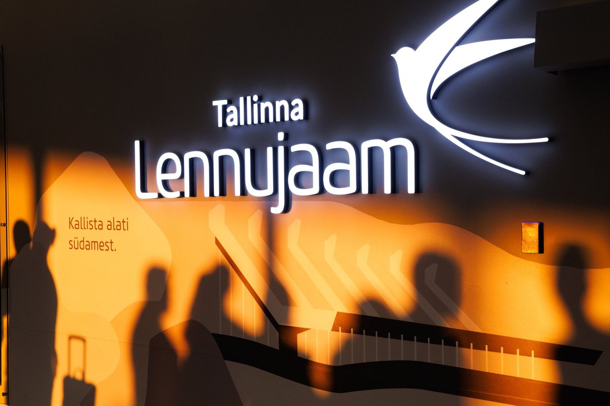 Tallinna lennujaamas käivitus tuletõrjealarm. Lennujaam: tegu on valehäirega