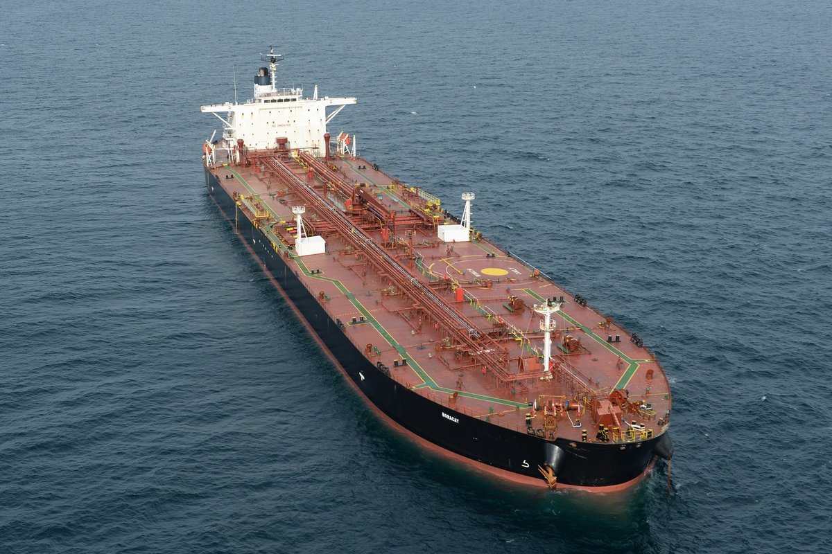 Prantsusmaal peatatud Vene varilaevastiku tanker Boracay jätkas teekonda