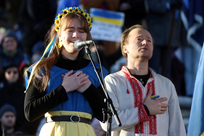 26. veebruaril 2022 esinesid Rute ja Ruslan Ukraina toetuseks Vabaduse väljakul toimunud meeleavaldusel. Kaks päeva tagasi oli Venemaa alustanud täiemahulist sissetungi Ukrainasse.