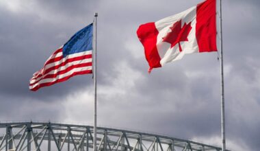 Trump pahandas Ontario provintsi tellitud telereklaami peale ja tõstis Kanada kaupade tolle 10%