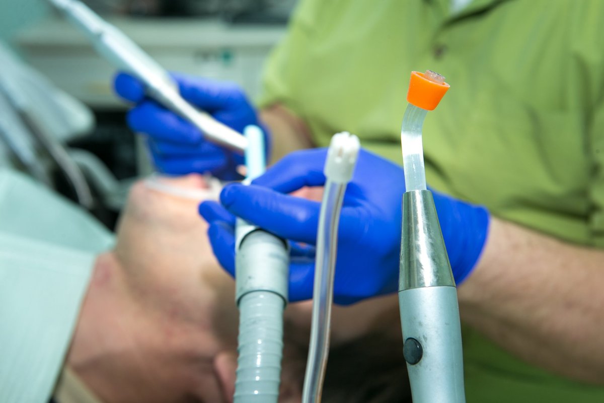 TV3 uudised: Tallinnas tegutsev hambaarst võttis patsientidelt raha, kuid jättis nad ravita