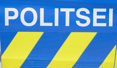 LIIKLUSÕNNETUS | Kurvis juhitavuse kaotanud autojuht sõitis vastu teemärgistust