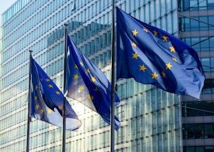 Euroopa Komisjon esitas ettepaneku ELi terasetööstuse kaitsmiseks ülemaailmse liigtootmise mõju eest