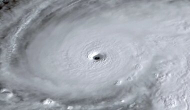 Orkaanikütid jäädvustasid Melissa silmast vapustavaid kaadreid