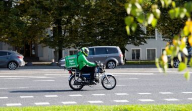 mis äri ajab Bolt maakera kuklapoolel?