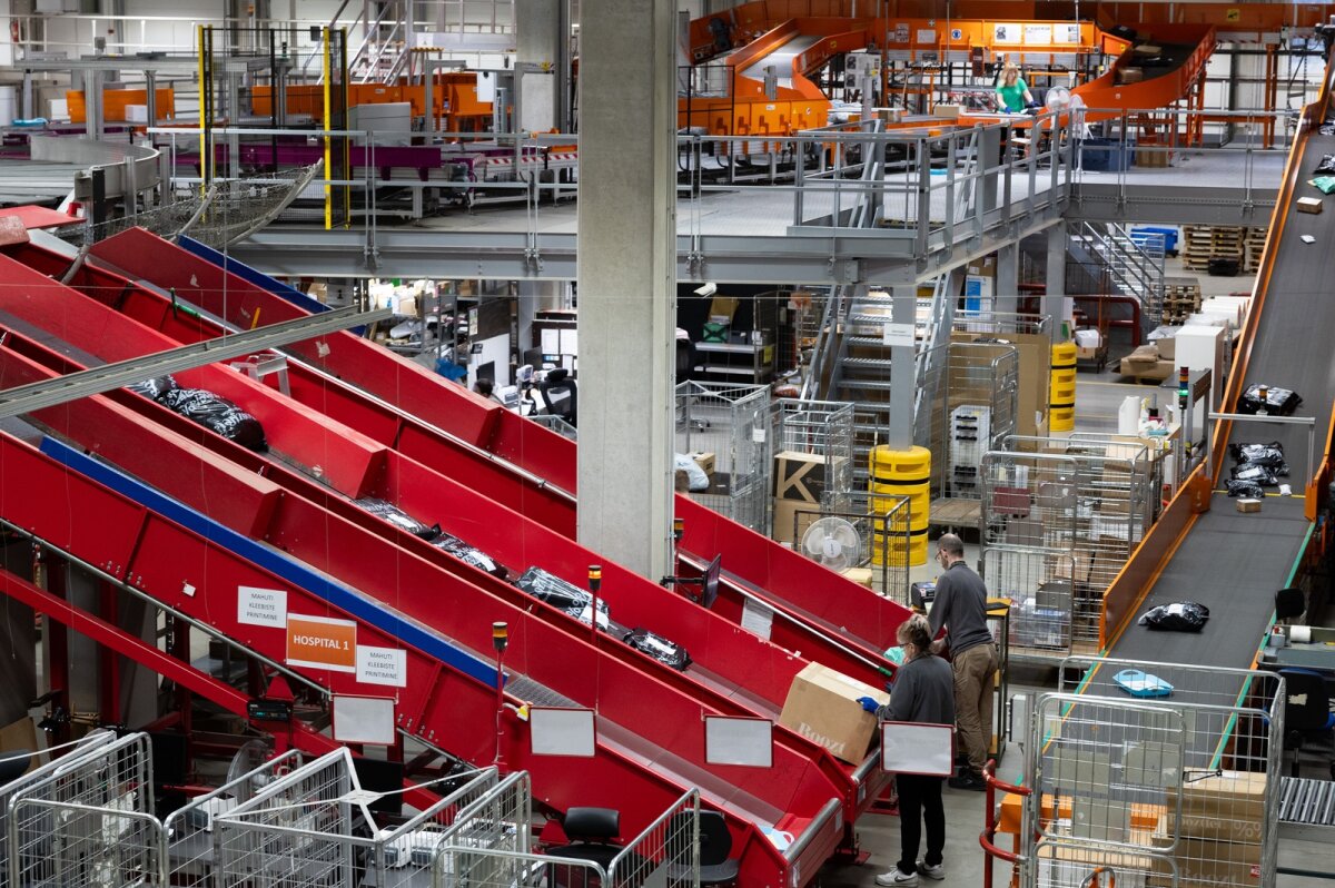 Valitsus kaalub Omniva erastamist