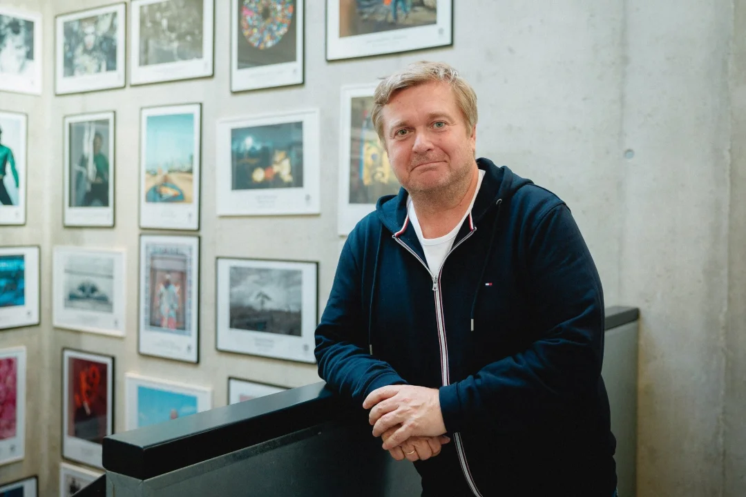 see jätab organisatsioonist igandliku mulje