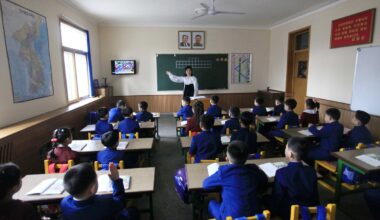 Põhja-Korea muutis vene keele kohustuslikuks õppeaineks