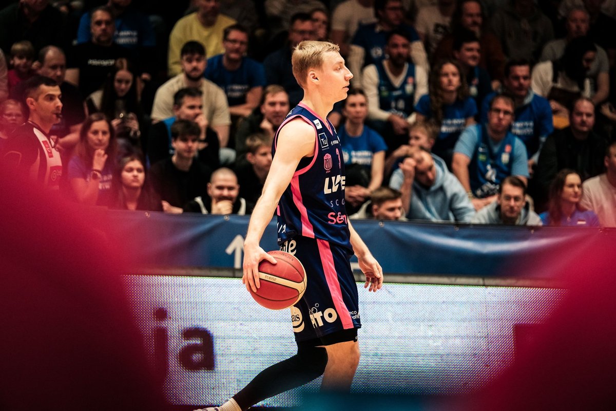 Riia Zelli jäi ühest põhimängijast ilma, lätlane jätkab karjääri Bundesligas