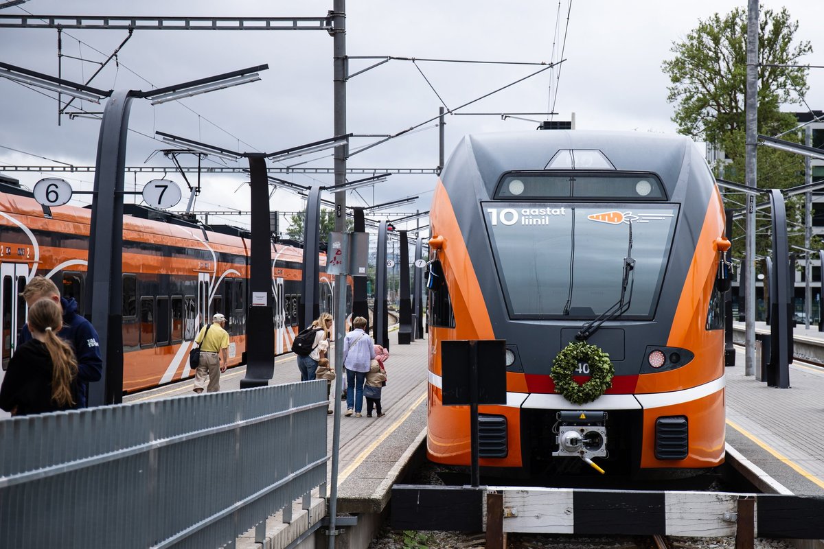 Reisija jäi väljumisaja muudatuse tõttu rongist maha. Elronil tuleb hüvitada 160-eurone taksoarve