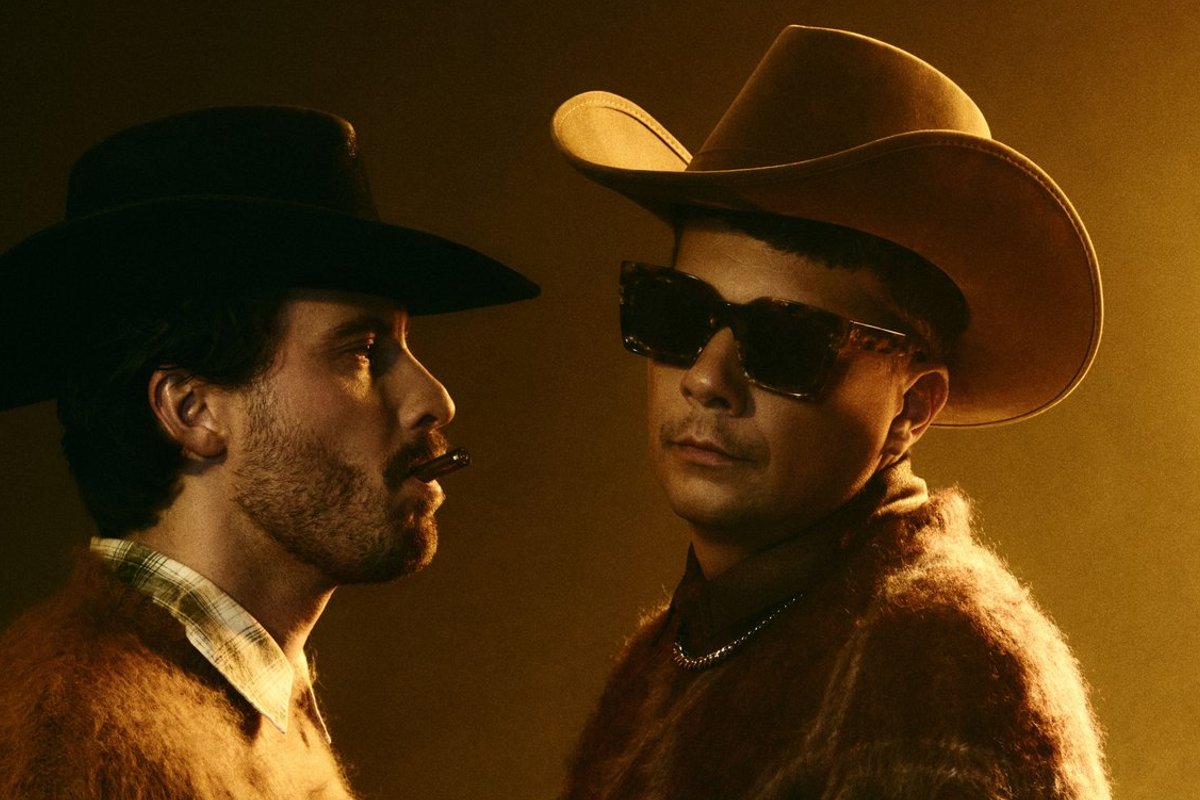 Stockholmi kauboid Stig Rästa ja Victor Crone jagavad Eesti Laulu tuules aega kahe riigi vahel. Oma laulu kaalusid nad esitada ka Rootsi Melodifestivalenile